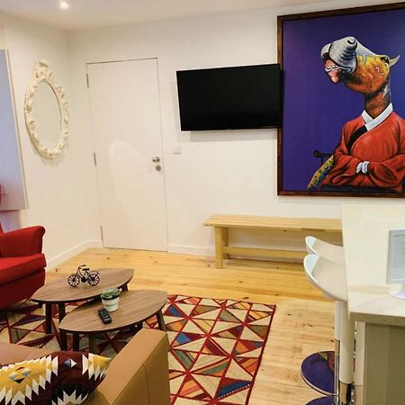 Chiado/Bairro Alto 2 Bedroom Apartment リスボン エクステリア 写真