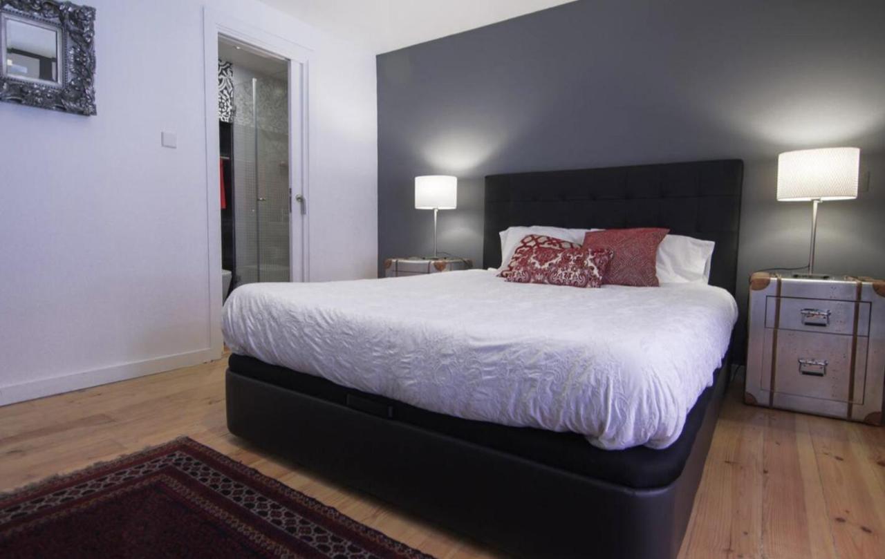 Chiado/Bairro Alto 2 Bedroom Apartment リスボン エクステリア 写真